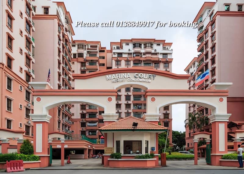 Marina Court Food Stalls (near Jesselton Point)