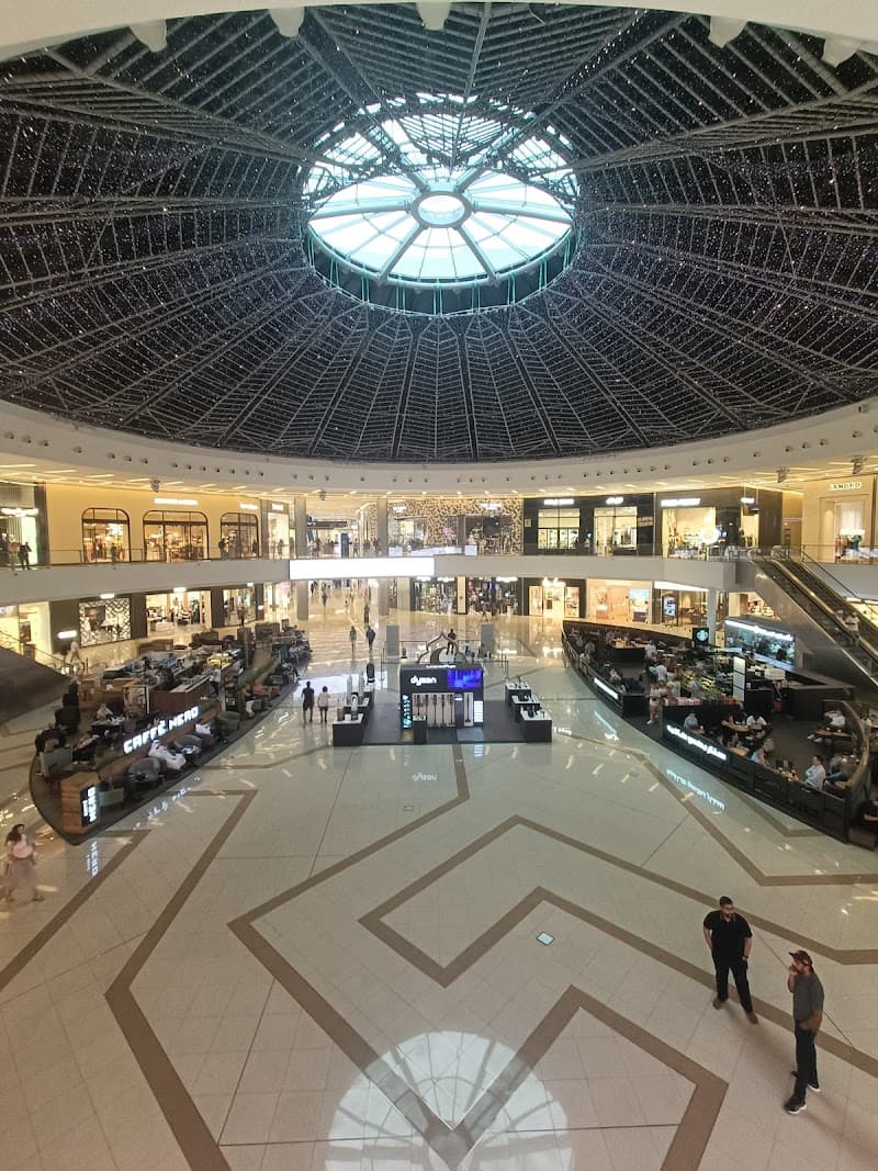 Marina Mall Shopping