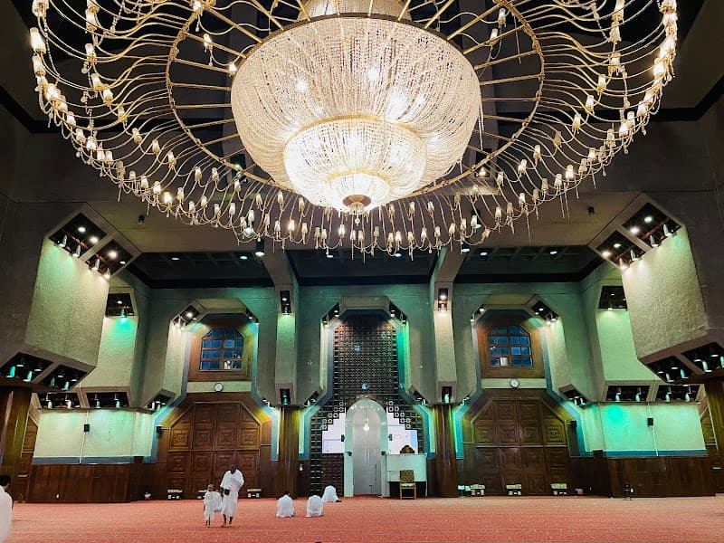 Masjid Aisha (Masjid al-Tan'im)
