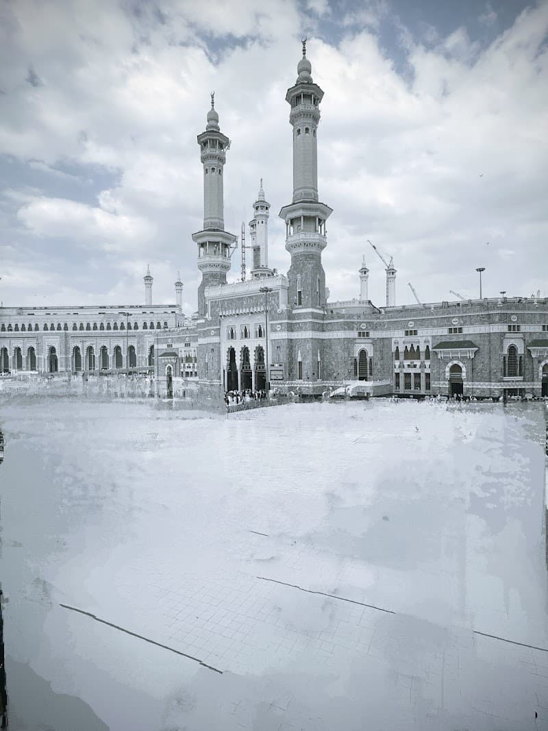 Masjid al-Haram – Family Prayer & Tawaf