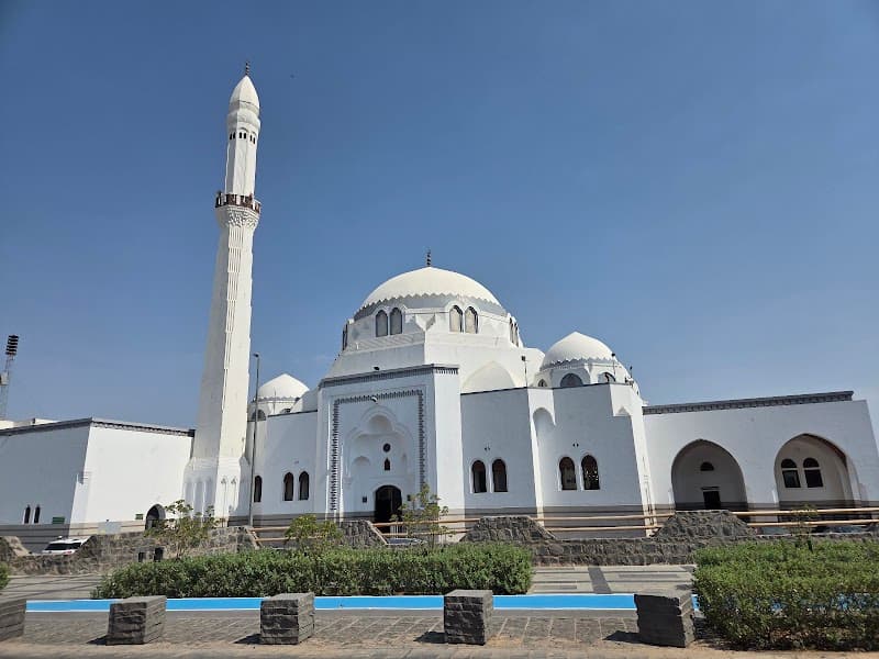 Masjid Al-Jumuah & Surrounding Area