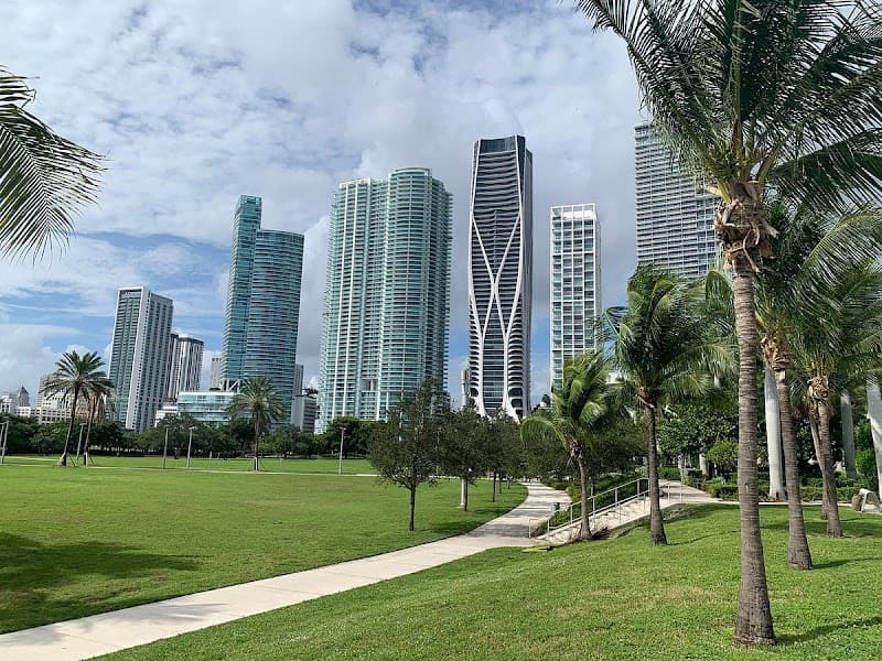 Maurice A. Ferré Park Bayfront Walk