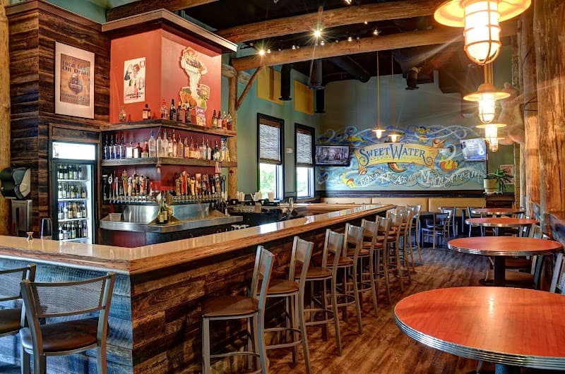 Mellow Mushroom – Jones Valley (Vegetarian Pizza)