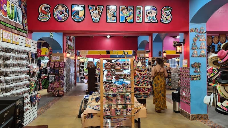 Mercado 28 Street Food