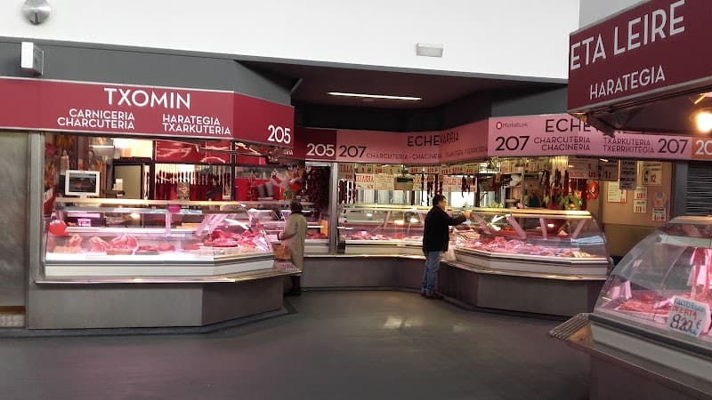 Mercado de la Ribera + Casco Viejo Market Walk