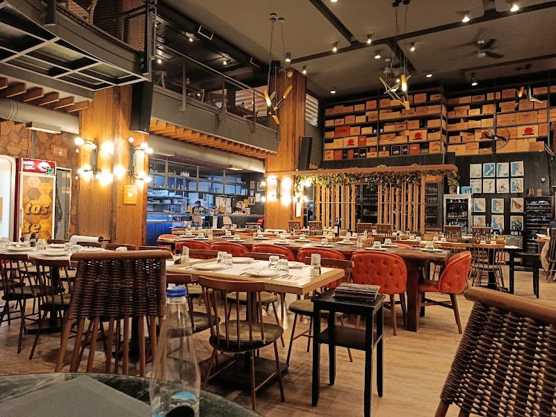 Thessaloniki Wild Greens & Waterfront Weekender