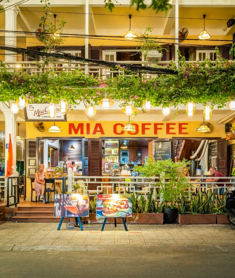 Mia Coffee
