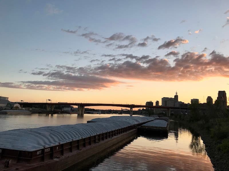 Mississippi Riverfront Walk (Lower Landing Park to Raspberry Island)