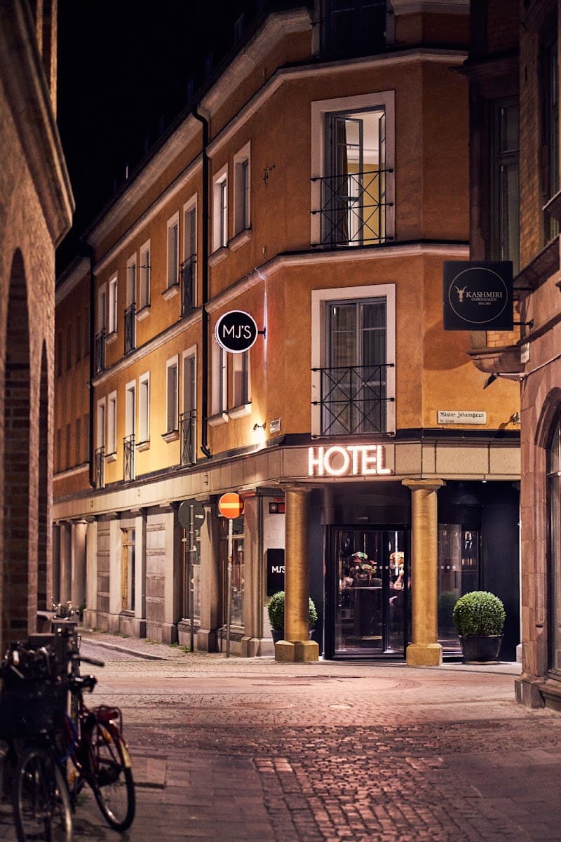 MJ’s Hotel