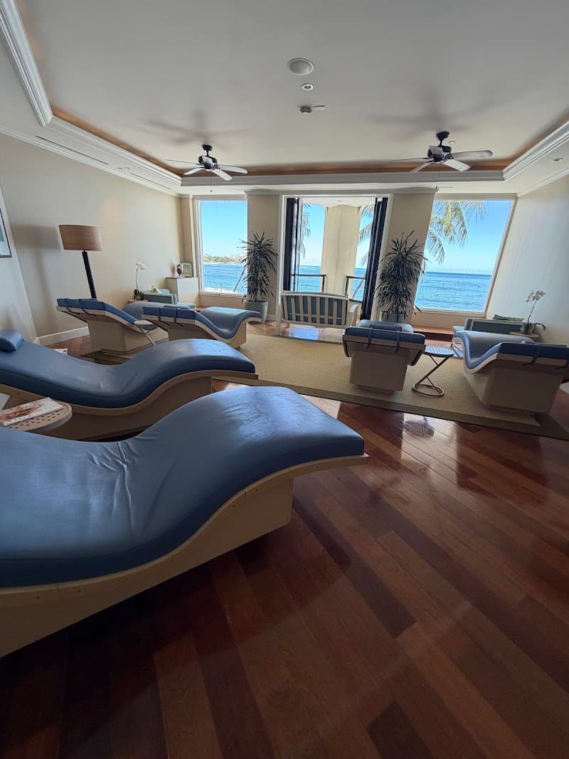 Moana Lani Spa (at Moana Surfrider)