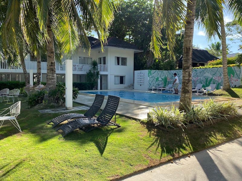 Momo Beach