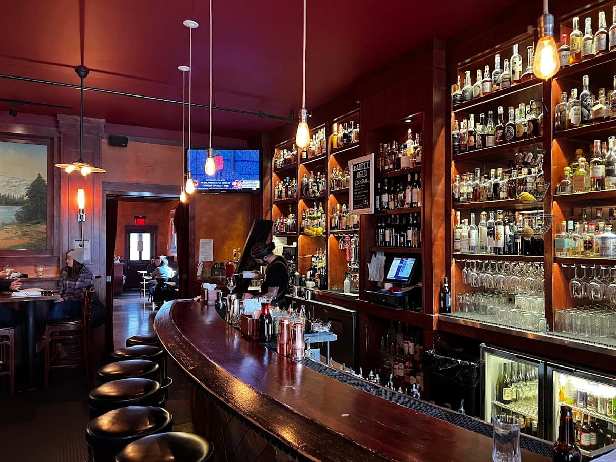 Moody's Bistro Bar & Beats