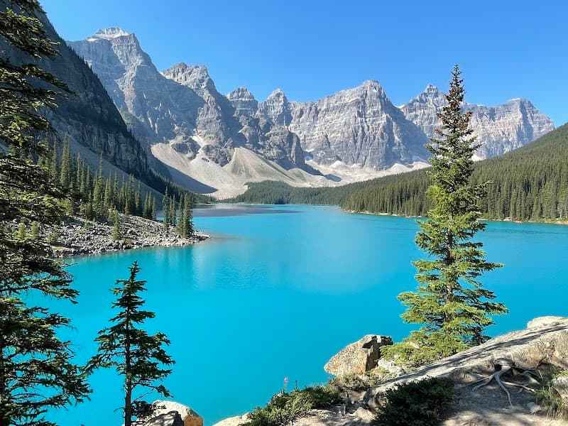 Moraine Lake Rockpile & Shoreline