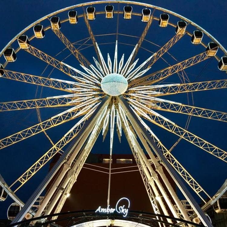 Motława Riverfront Stroll & AmberSky Wheel