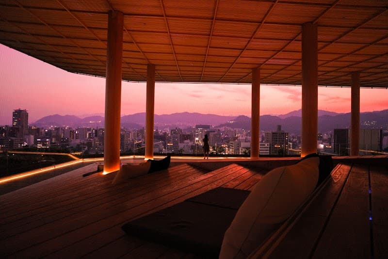 Motoyasu River Sunset Walk & Hiroshima Orizuru Tower Rooftop