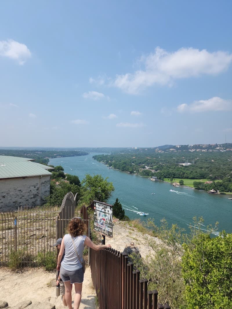 Mount Bonnell Hike