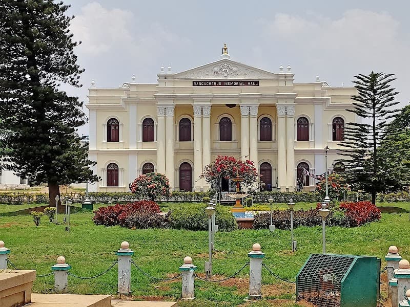 Mysore Heritage Walk (Self-Guided around KR Circle & Town Hall)