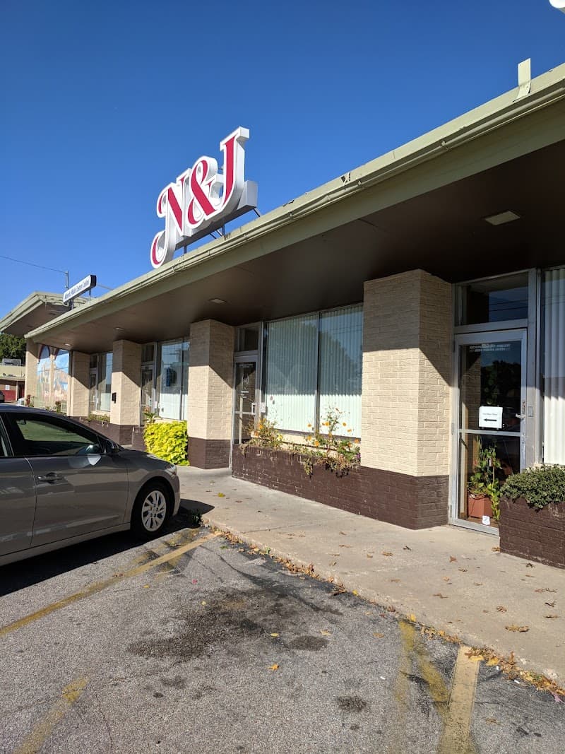 N & J Cafe and Bakery