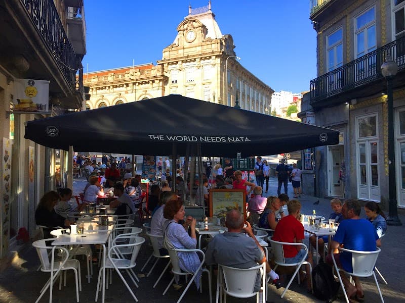 Porto Weekend Adventure: Coast, Culture & Douro Flavors