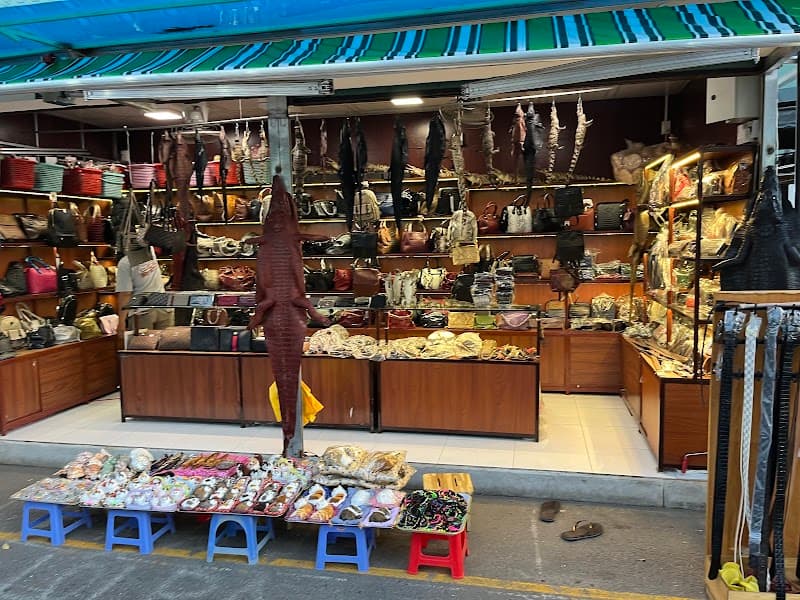 Nha Trang Night Market (Cho Dem)