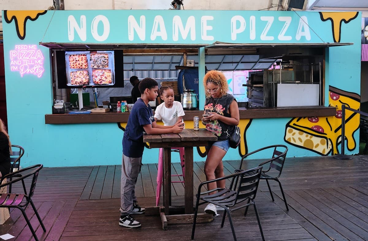No Name Pizza