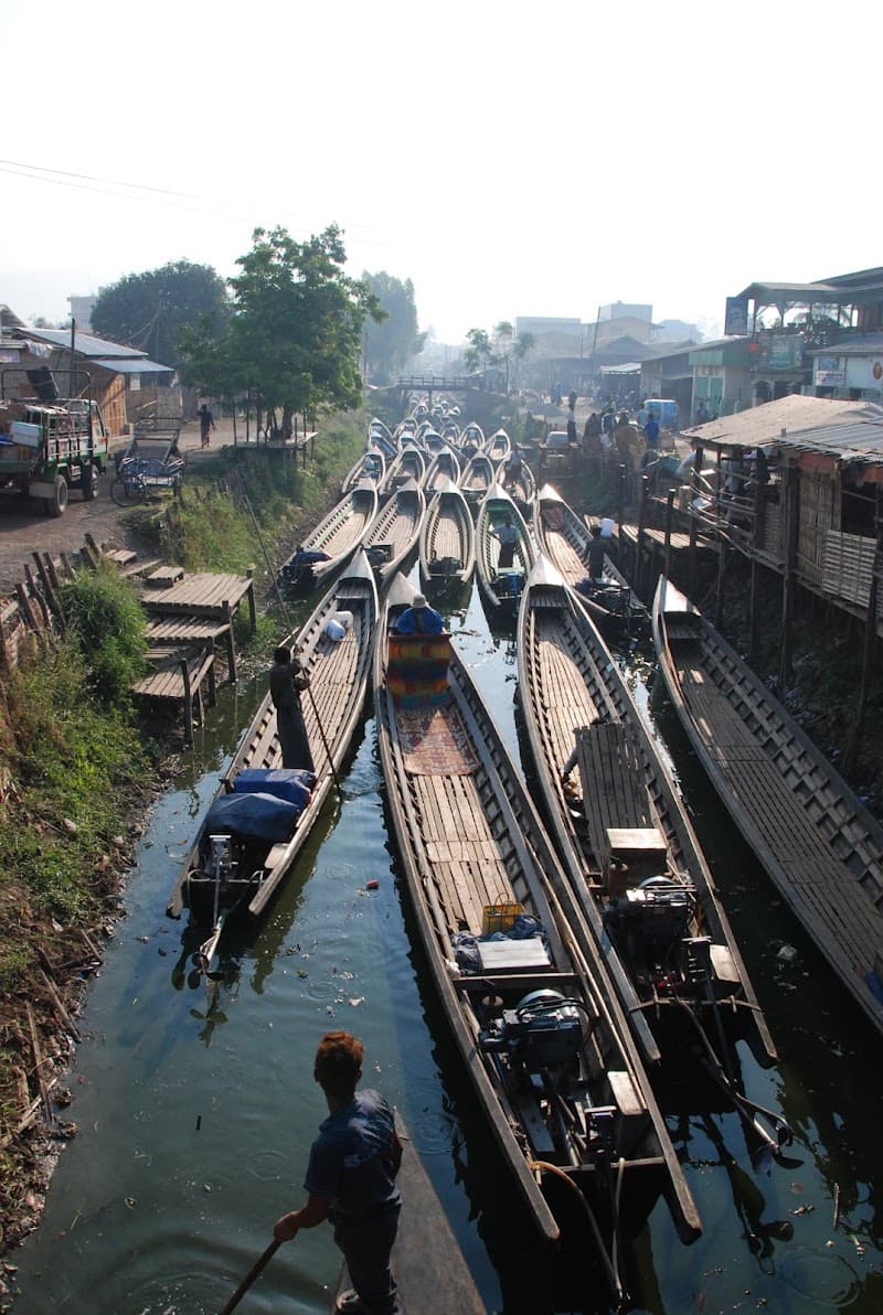 Nyaung Shwe Canal Sunset Stroll