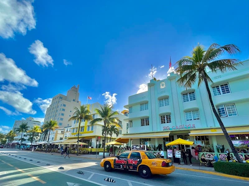 Ocean Drive Evening Lights Stroll