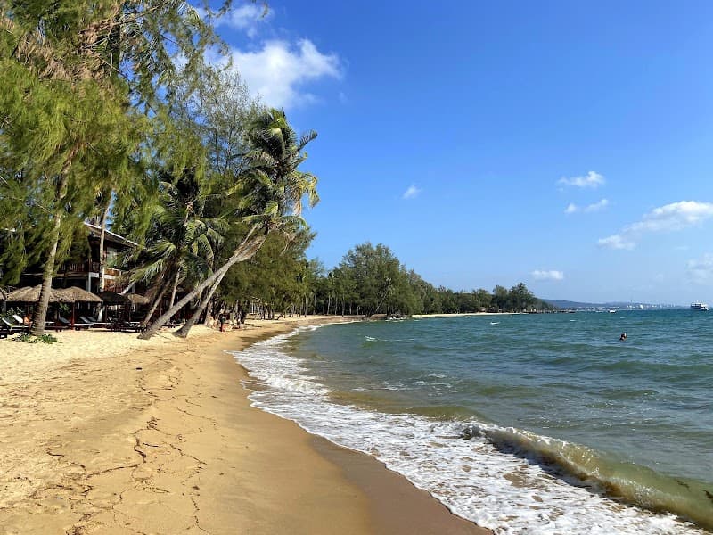 Ong Lang Beach Morning Swim & Walk