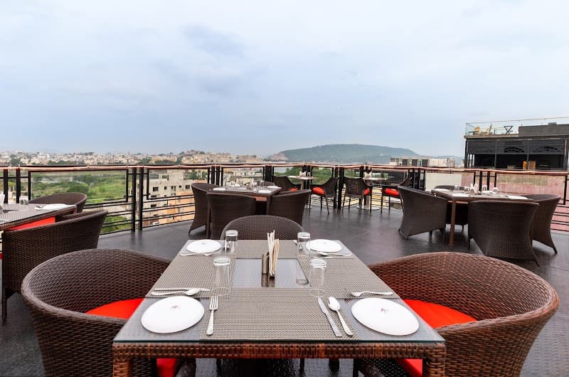 Open Affair (Fateh Sagar Lakefront branch)