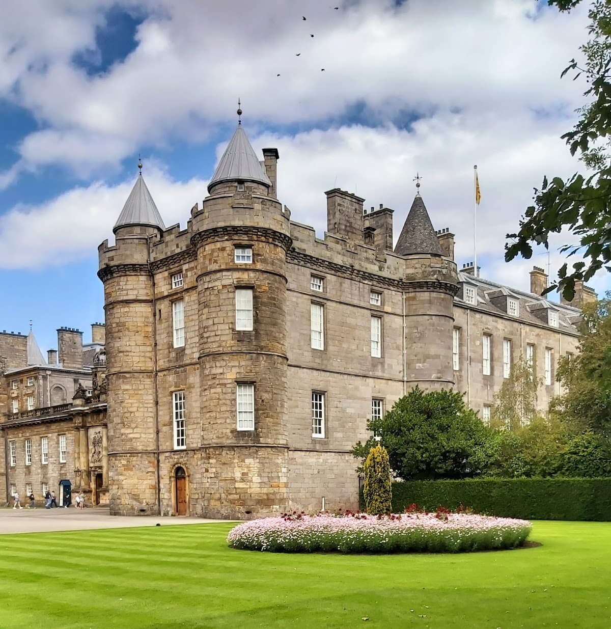 Palace of Holyroodhouse & Grounds