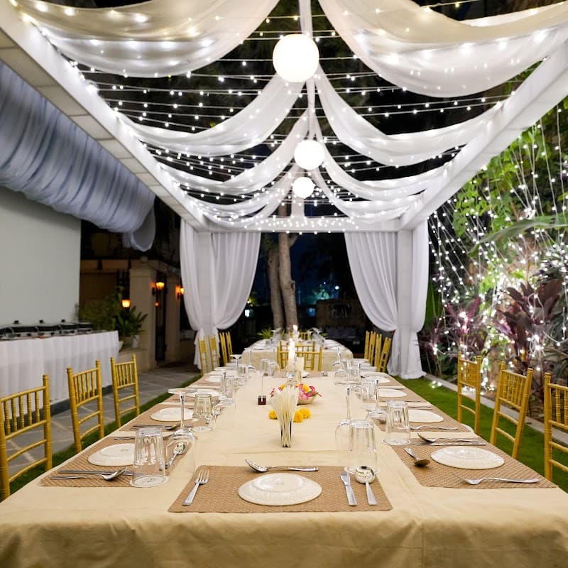 Panna Vilas Restaurant & Lounge
