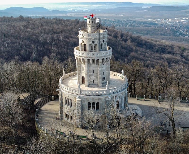 Panoramic Hike to Elizabeth Lookout