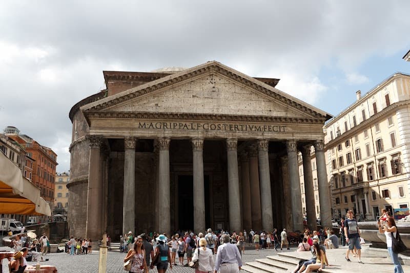 Pantheon & Piazza della Rotonda Free Exploration