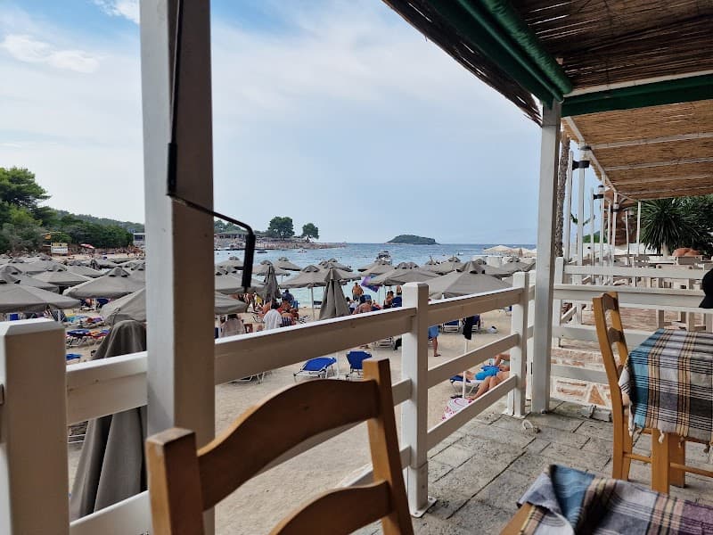 Paradise Beach Bar & Restaurant