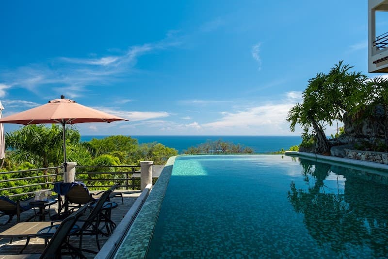 Parador Resort & Spa