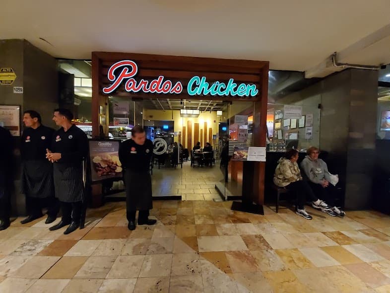 Pardos Chicken Centro