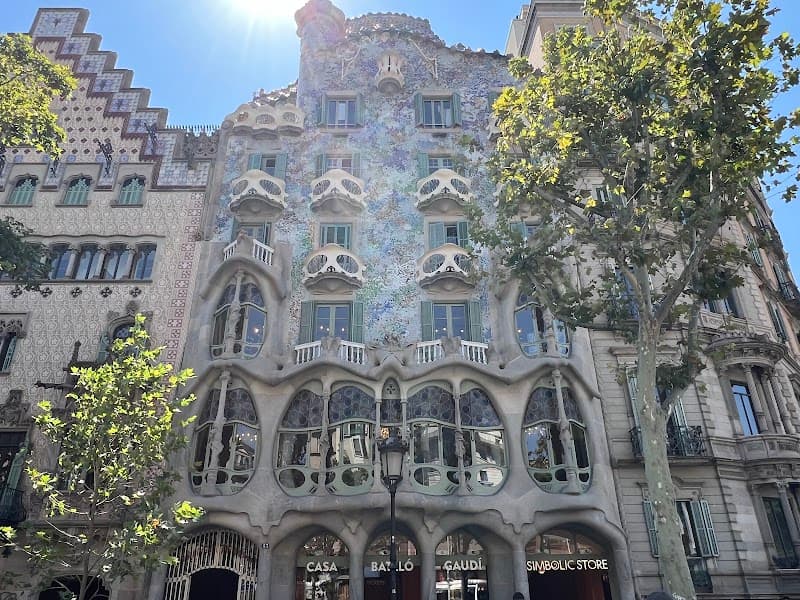 Passeig de Gràcia & Gaudí Façades