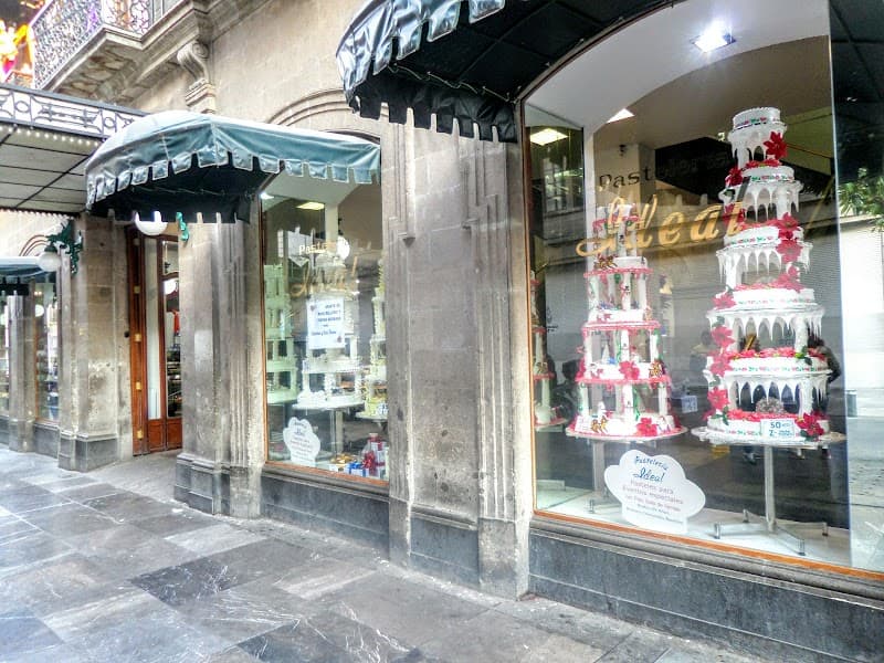 Pasteleria Ideal