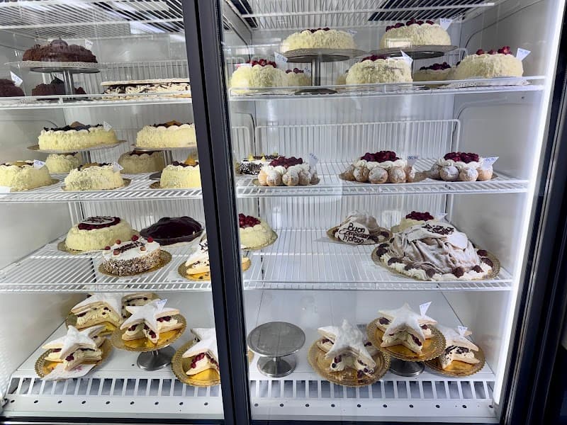 Rome in a Day: Ancient Icons, Markets, and Aperitivo