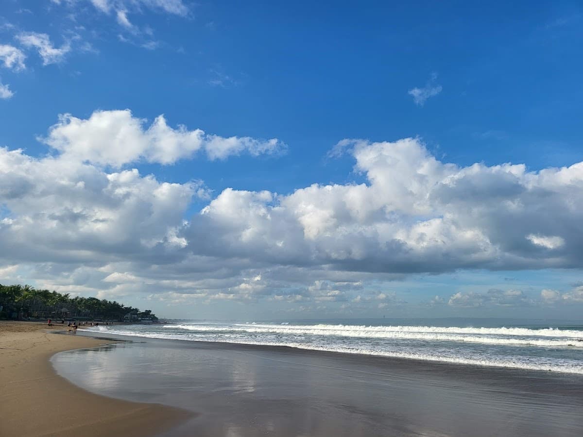 Petitenget Beach Lounge