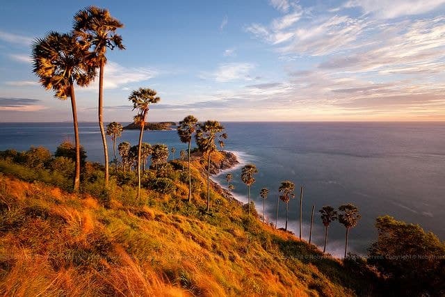 Phromthep Cape Viewpoint & Lighthouse