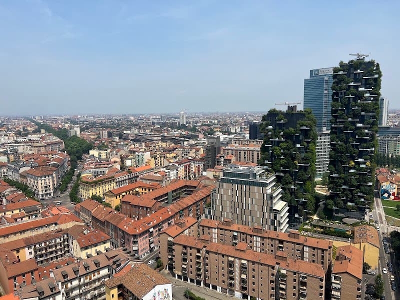 Piazza Gae Aulenti & Bosco Verticale