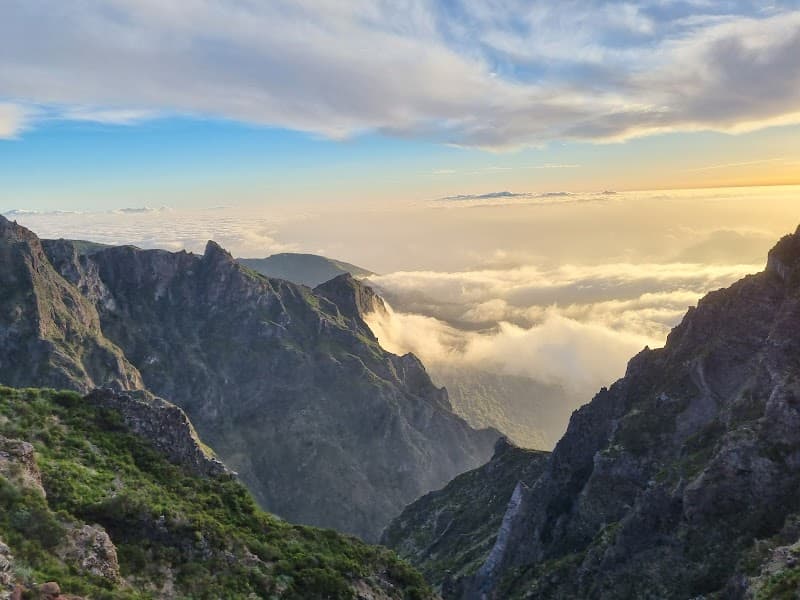 Pico do Arieiro Sunrise