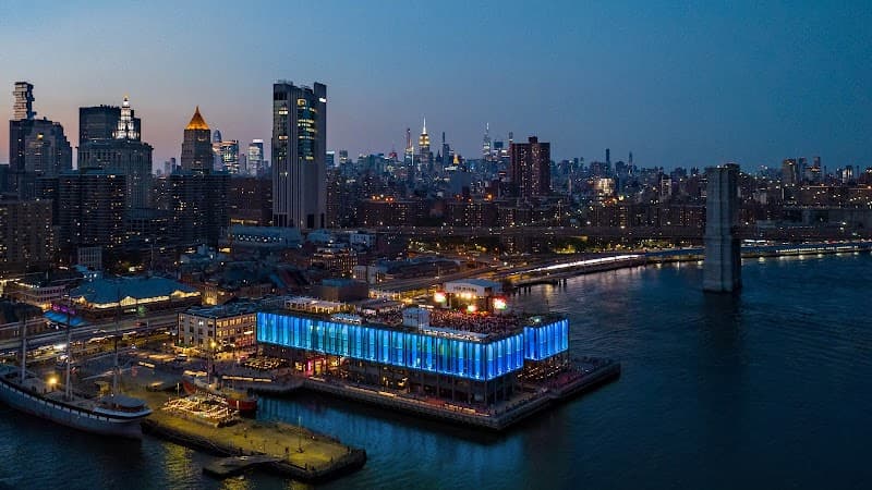 Pier 17 Food Truck