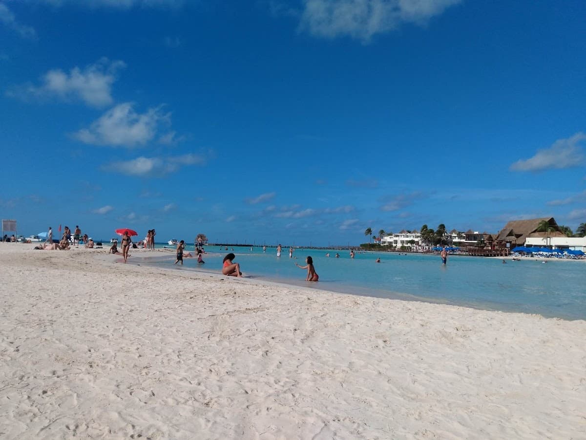 Playa Hermosa Caleta (Isla Mujeres)