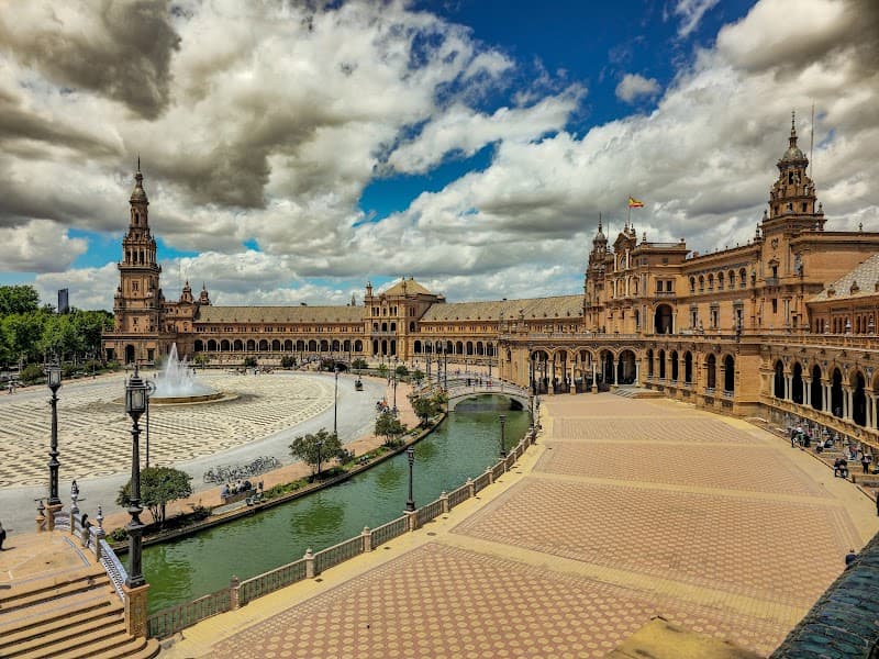 Plaza de España & Parque de María Luisa