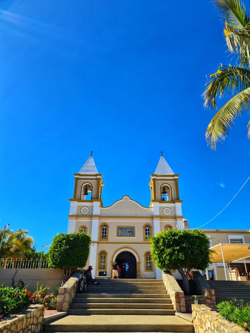 Plaza Mijares & Misión de San José del Cabo