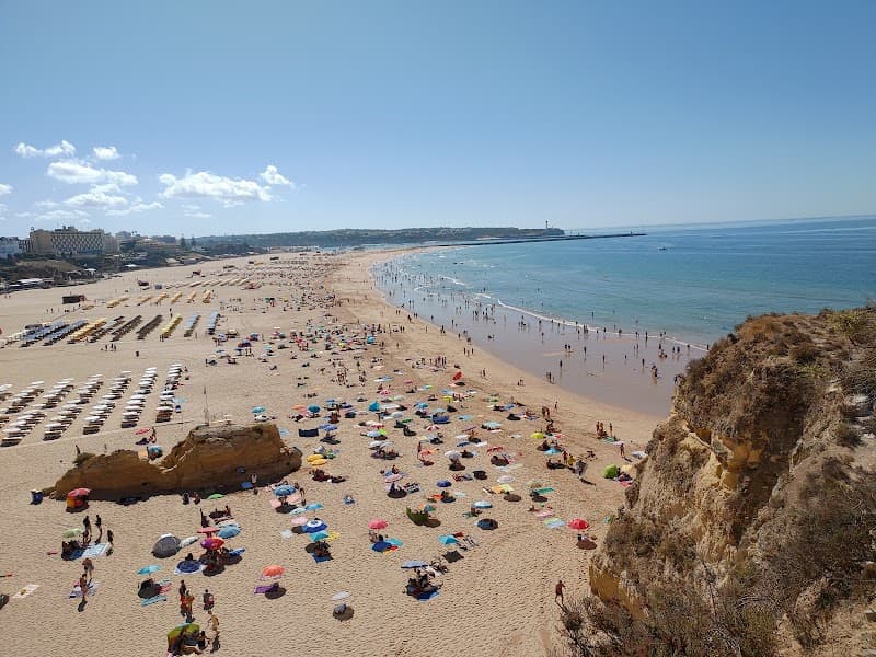 Praia da Rocha Bars and Music Strip