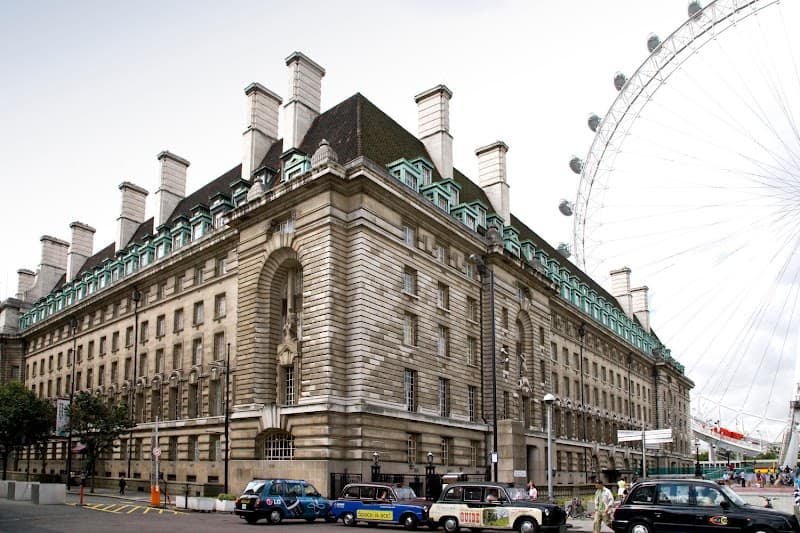Premier Inn London County Hall