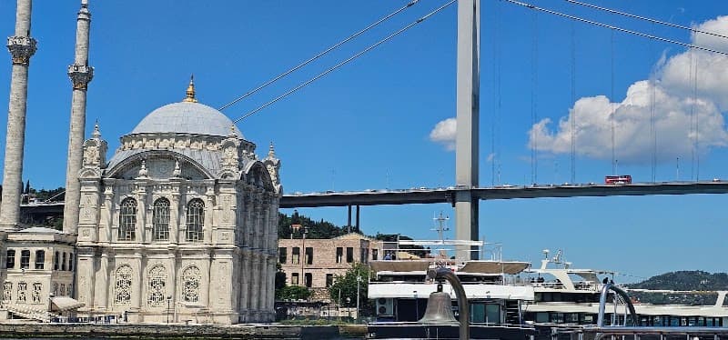 Public Bosphorus Cruise from Eminönü